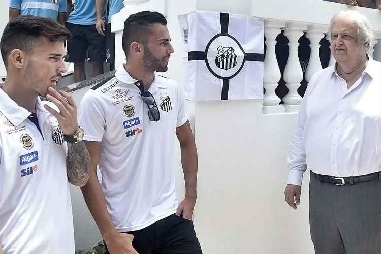 Elenco e diretoria no Santos esto divididos aps demisso de gerente de futebol