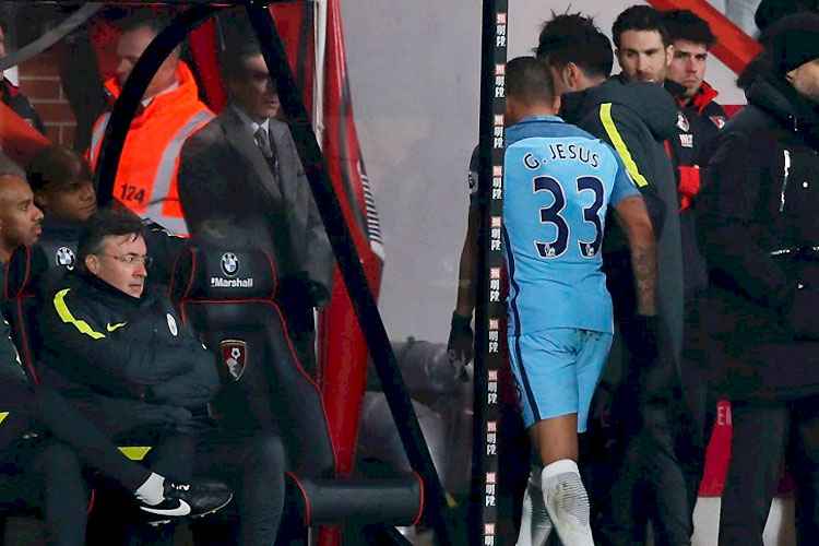 Resultado de imagem para gabriel jesus LESÃO