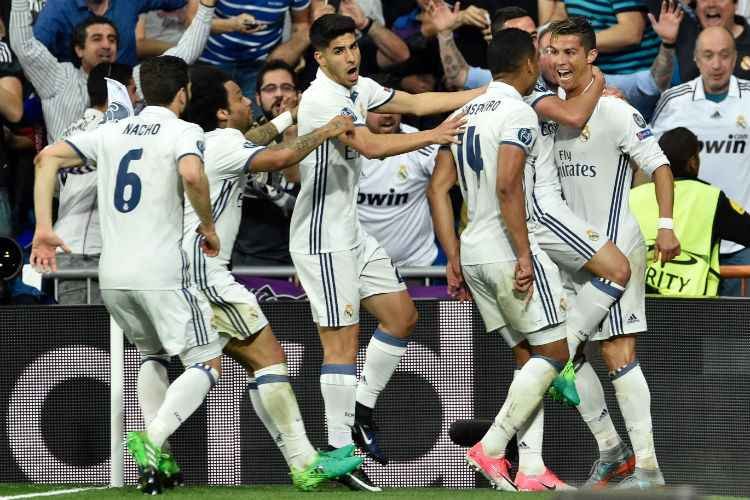 AFP / Christof STACHE 