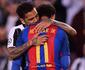 Neymar chora e  consolado por Daniel Alves aps eliminao do Barcelona
