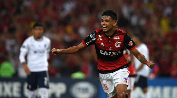 TNT Sports Brasil - É CAMPEÃO! O Club Atlético Independiente segura o  Flamengo e conquista o título da Copa Sul-Americana 2017! ⚪️🔴