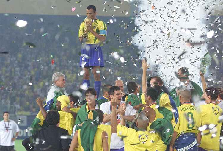 30/06/2002 - Brasil 2 x 0 Alemanha - Três Pontos