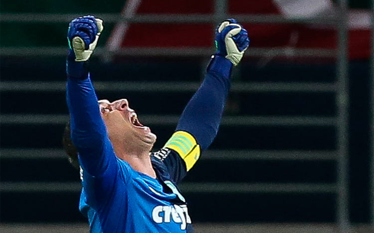 Weverton tem números próximos aos pênaltis de Prass no Palmeiras