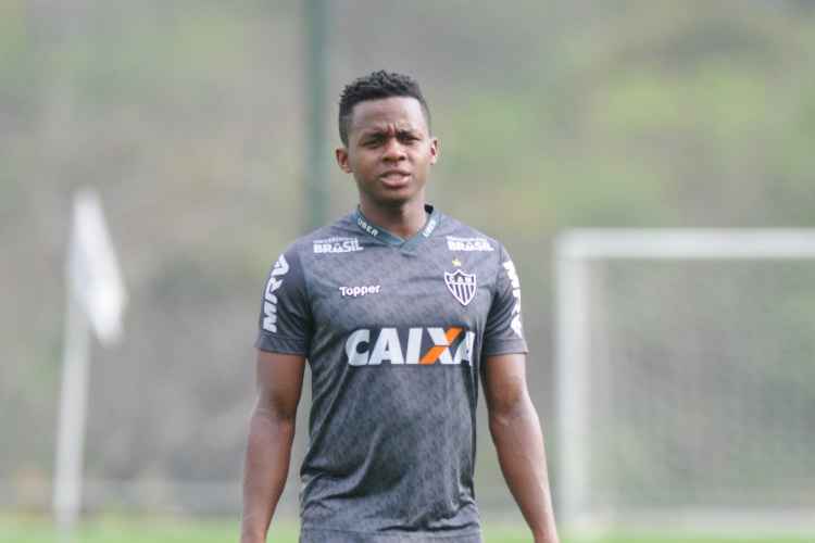 ELIA: CAZARES É DE LONGE O MELHOR JOGADOR DO CORINTHIANS