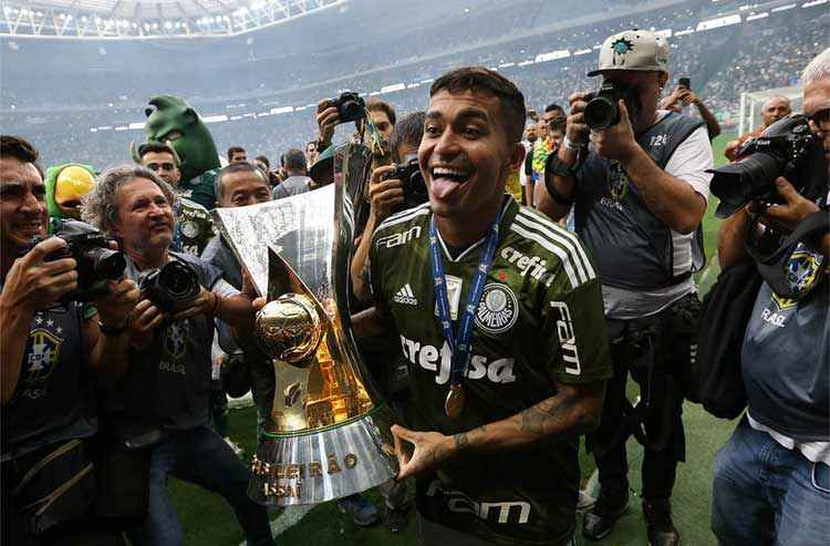 Premiação do Paulistão: Dudu craque, Palmeiras dominante e vaias a