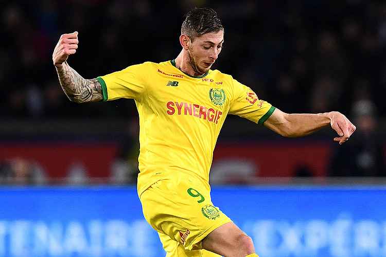 Avião com jogador argentino Emiliano Sala desaparece na França