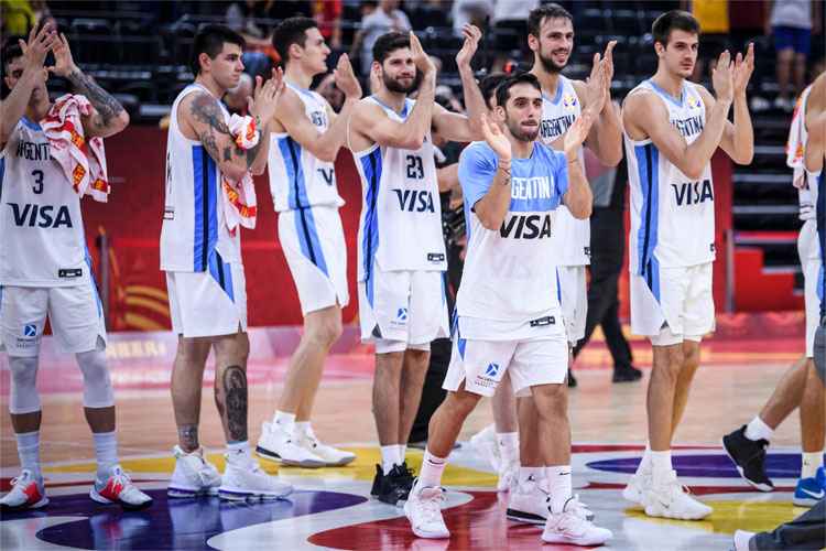 Seleção masculina de basquete vence Porto Rico e passa invicta