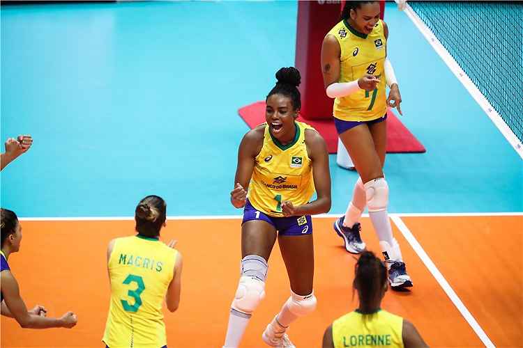 Brasil vence Quênia na estreia do Mundial de Vôlei feminino