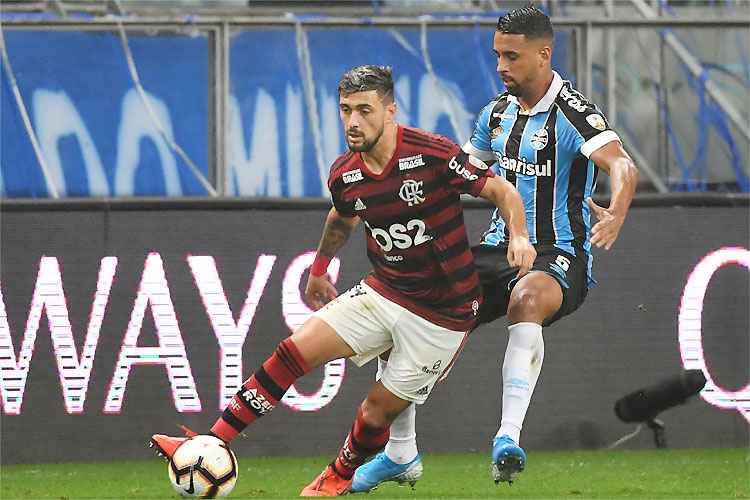 Situações de análise VAR – Grêmio x Flamengo – Semifinal Ida CONMEBOL  Libertadores - CONMEBOL