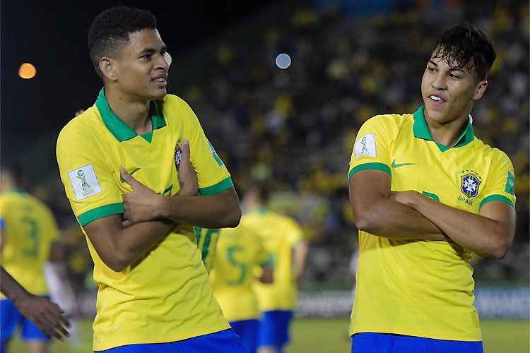 Brasil vence Equador e avança na Copa do Mundo Sub-17