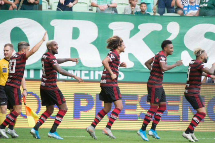 Com Dois De Gabigol, Flamengo Vence O Palmeiras E Causa Demissão De ...