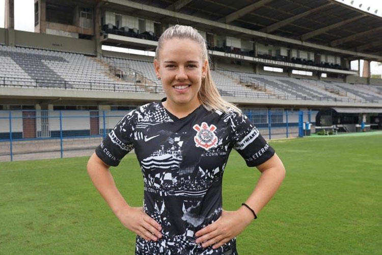 Sucesso do Corinthians no futebol feminino impulsiona rivais na