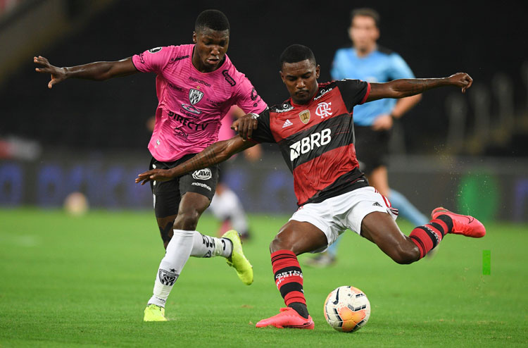 Flamengo renova contrato com o lateral-esquerdo Ramon at 2025