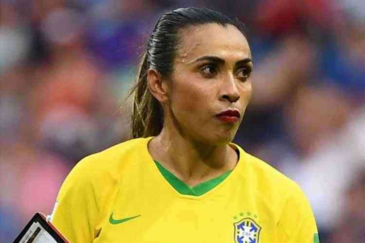 Com COVID-19, Marta  cortada da Seleo Brasileira para amistosos contra Equador