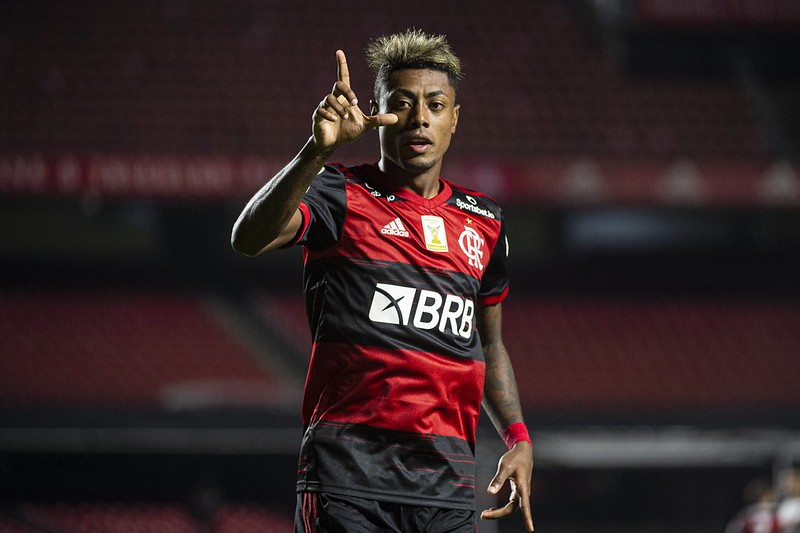 Bruno Henrique marcou o gol do Flamengo na derrota para o São Paulo