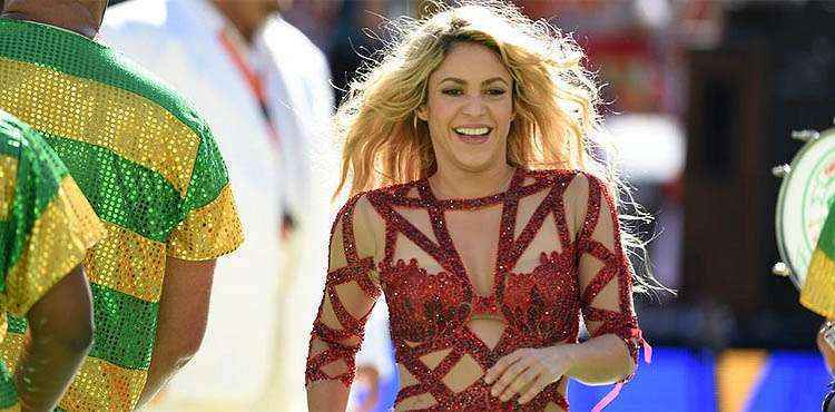 Shakira comandou a festa de encerramento no Rio (Alexandre Guzanshe/EM/D.A. Press)